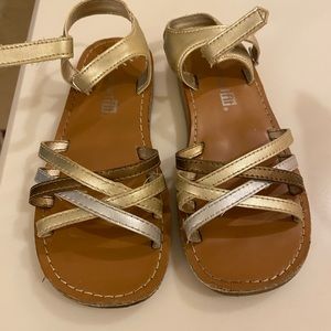 Girls sandals